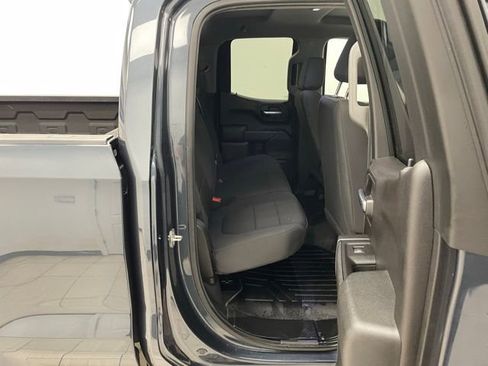 Used 2020 Chevrolet Silverado 1500 Custom w/ Custom Value Package AWD/4WD image 13