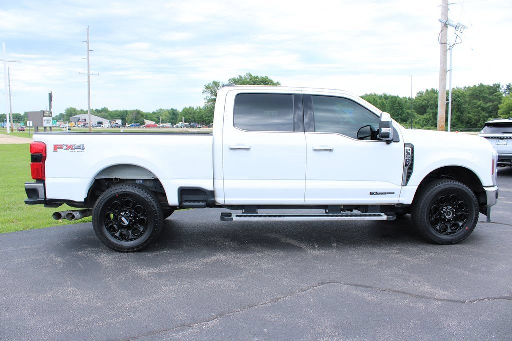 Used 2024 Ford F350 Lariat w/ Chrome Package AWD/4WD image 22
