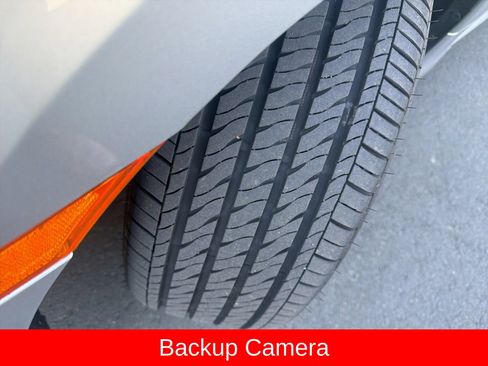 Used 2019 Honda Civic EX image 2