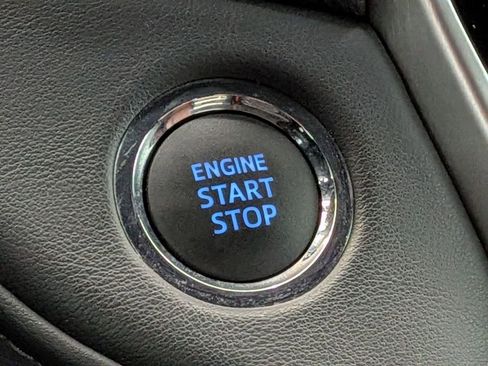 Used 2021 Toyota Land Cruiser image 18