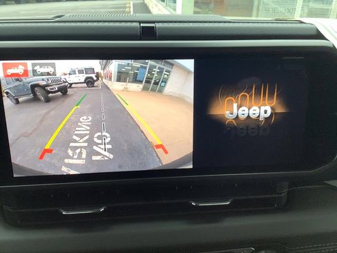 New 2026 Jeep Wrangler Unlimited Sahara image 13