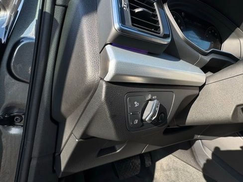 Used 2025 Audi Q5 2.0T Premium Plus image 17