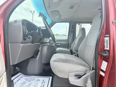 Used 1998 Ford E-350 and Econoline 350 XLT RWD image 10