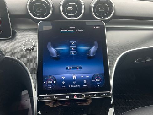 Used 2025 Mercedes-Benz C 300 4MATIC Sedan image 14