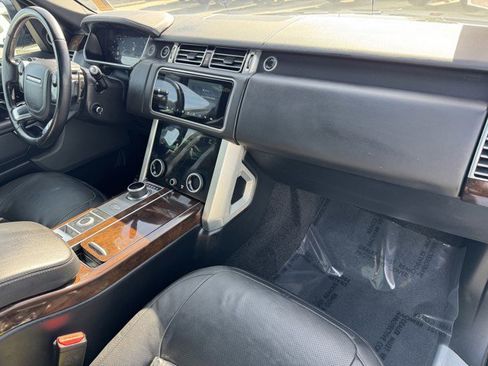 Used 2022 Land Rover Range Rover Westminster Edition image 7