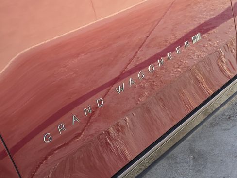 New 2026 Jeep Grand Wagoneer Summit image 8