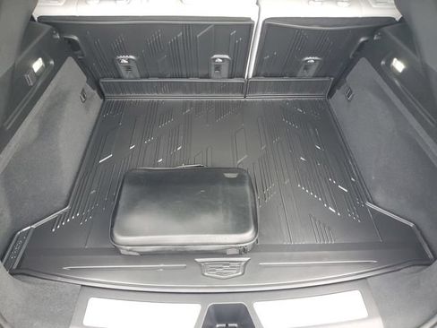 Certified 2024 Cadillac Lyriq Luxury AWD/4WD image 8
