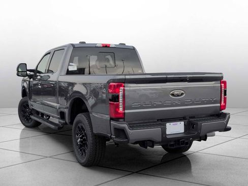 New 2026 Ford F250 Lariat w/ Black Appearance Package AWD/4WD image 13