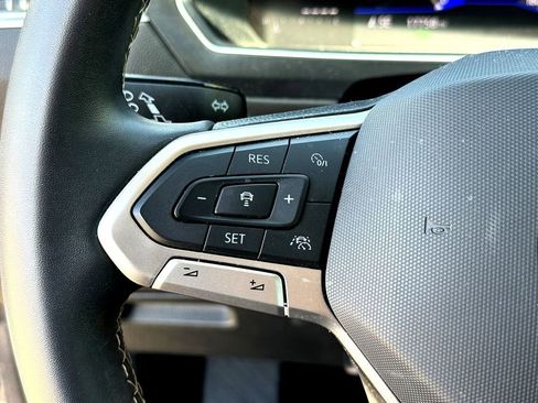 Certified 2024 Volkswagen Tiguan SE image 16