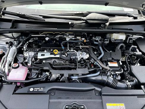 Used 2026 Toyota Prius Plug-In Hybrid image 30