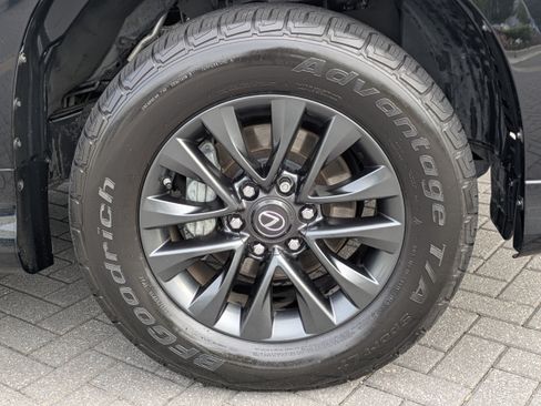 Used 2021 Lexus GX 460 Premium AWD/4WD image 12