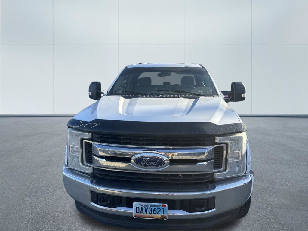 Used 2017 Ford F250 XLT AWD/4WD image 2