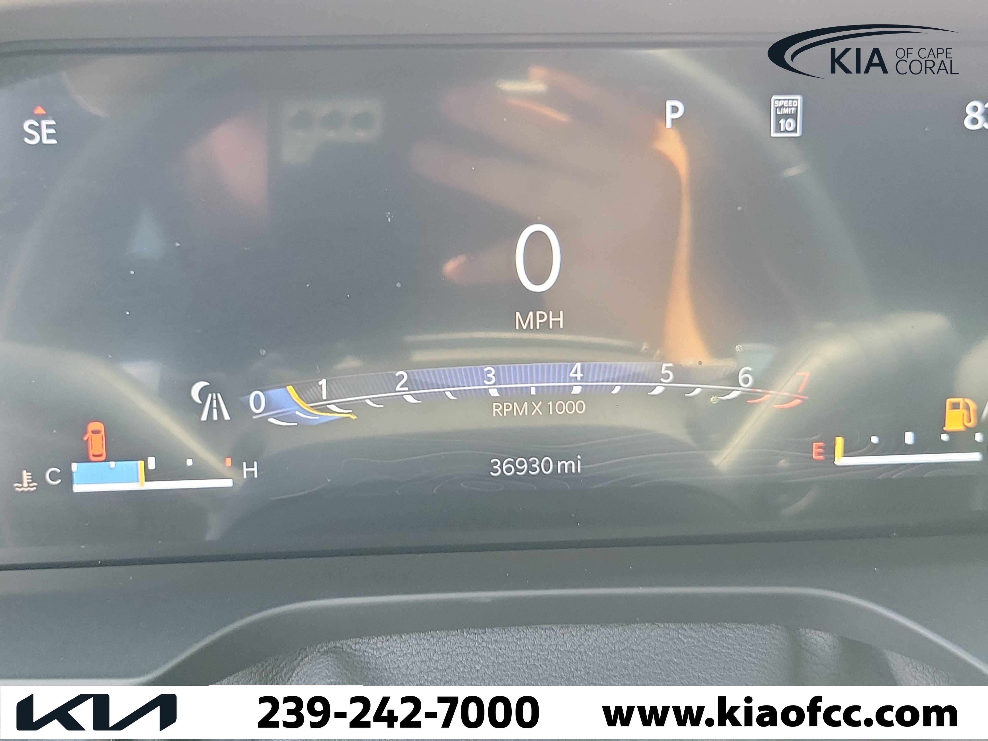 Used 2023 Jeep Grand Cherokee Overland w/ Adv Protech Group III RWD image 29