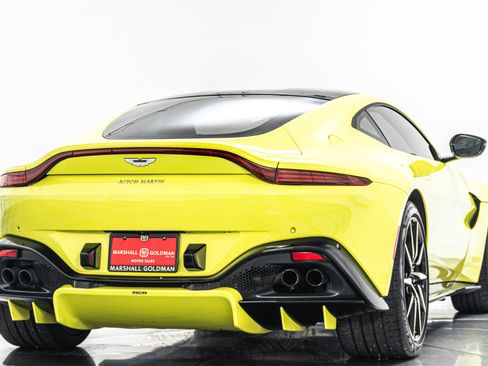 Used 2019 Aston Martin V8 Vantage Coupe RWD image 9