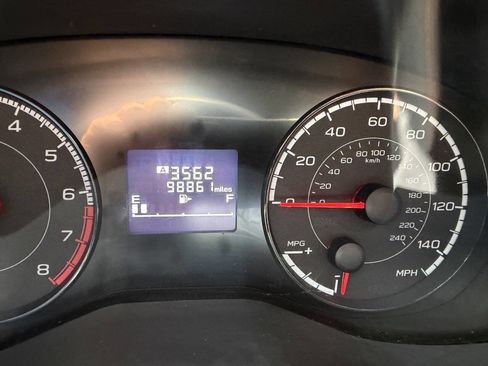 Used 2021 Subaru Crosstrek 2.0i Premium AWD/4WD image 15