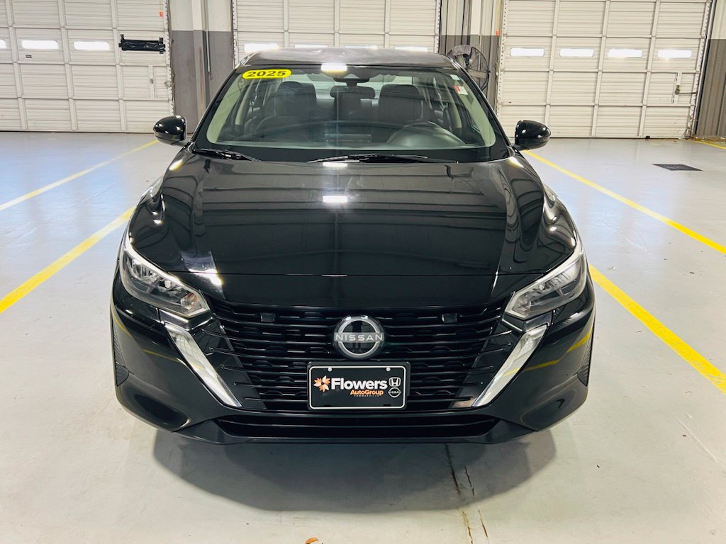 Used 2025 Nissan Sentra S FWD image 12