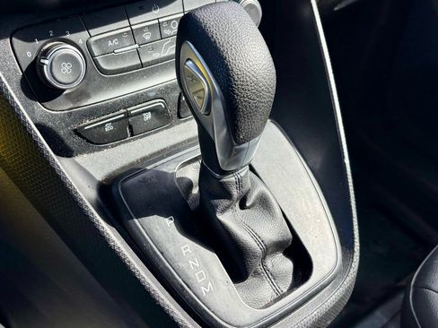 Used 2019 Ford Transit Connect XL image 20