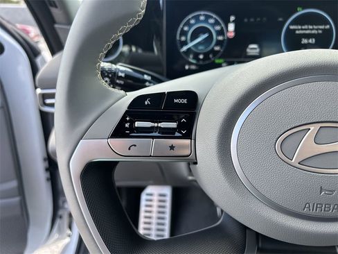 New 2025 Hyundai Elantra SEL image 26