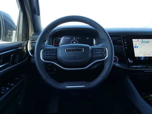 Used 2024 Jeep Wagoneer L 4WD image 22