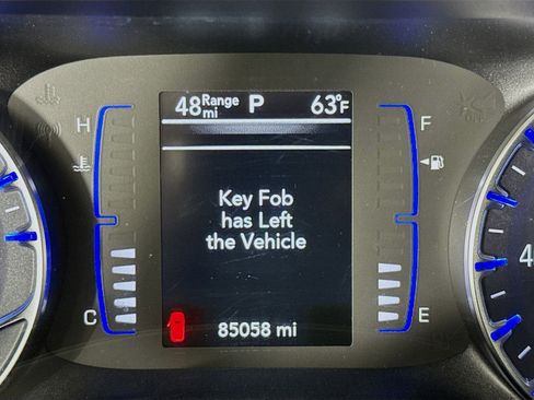 Used 2021 Chrysler Voyager Lxi image 15