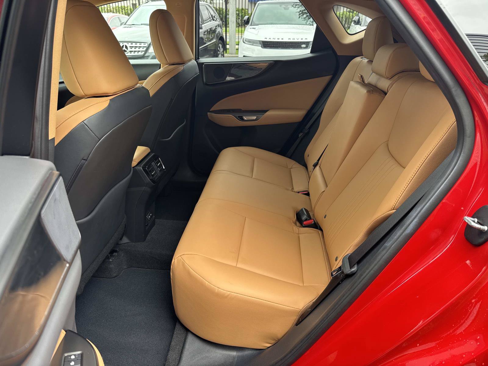 Used 2024 Lexus NX 250 FWD image 14