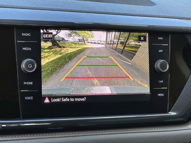 Used 2022 Volkswagen Taos SEL AWD/4WD image 21