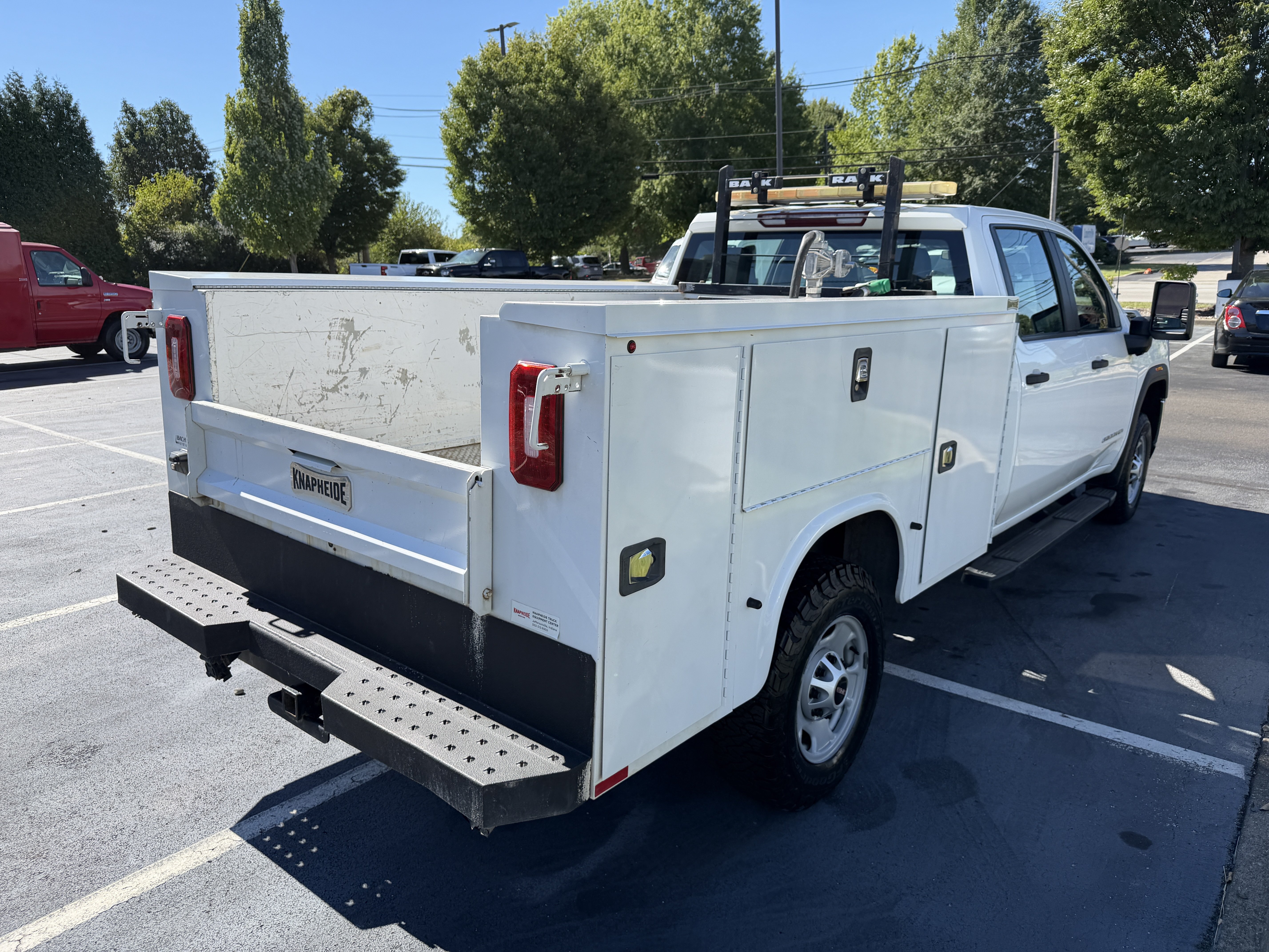 Used 2022 GMC Sierra 2500 Pro w/ Fleet Convenience Package AWD/4WD image 7