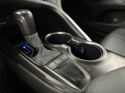 Used 2024 Toyota Camry SE FWD image 17
