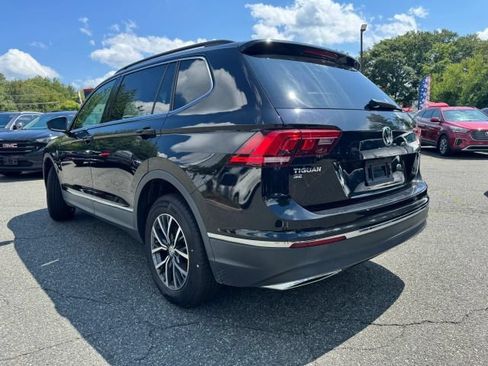 Used 2020 Volkswagen Tiguan SE AWD/4WD image 3