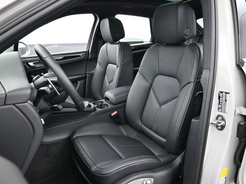New 2026 Porsche Macan S AWD/4WD image 5