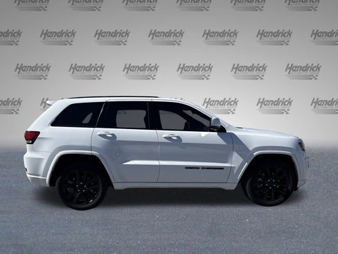 Used 2021 Jeep Grand Cherokee Laredo X image 10