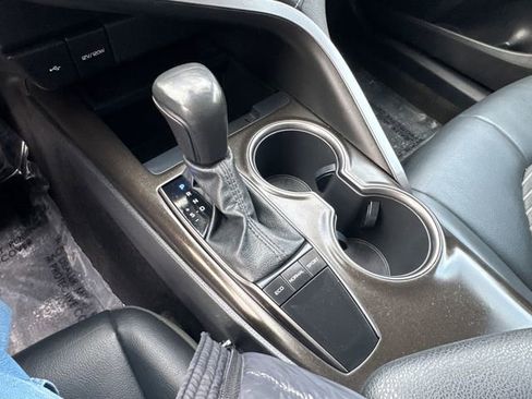 Certified 2022 Toyota Camry SE image 36