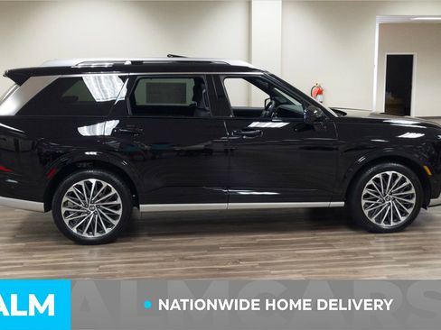 Used 2026 Hyundai Palisade Calligraphy image 4