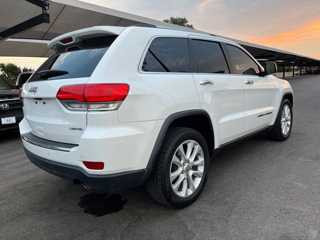 Used 2017 Jeep Grand Cherokee Limited RWD image 4