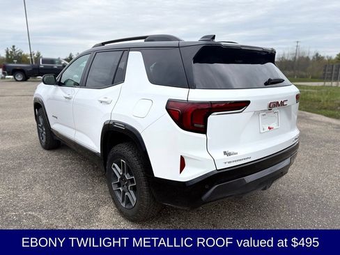 Used 2026 GMC Terrain AT4 w/ Convenience Package III AWD/4WD image 4