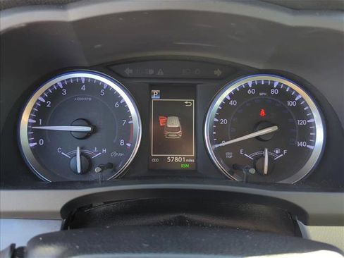 Used 2018 Toyota Highlander XLE image 16