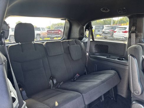Used 2020 Dodge Grand Caravan SE FWD image 26