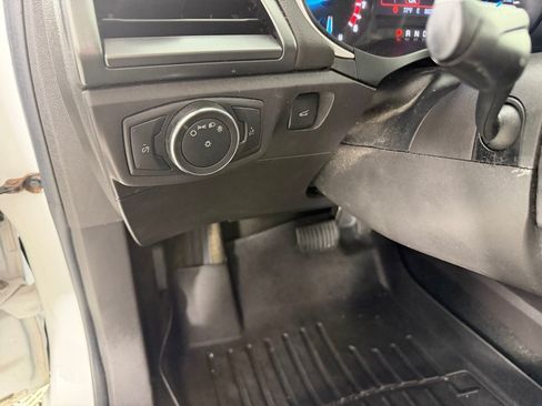 Used 2013 Ford Fusion SE FWD image 11