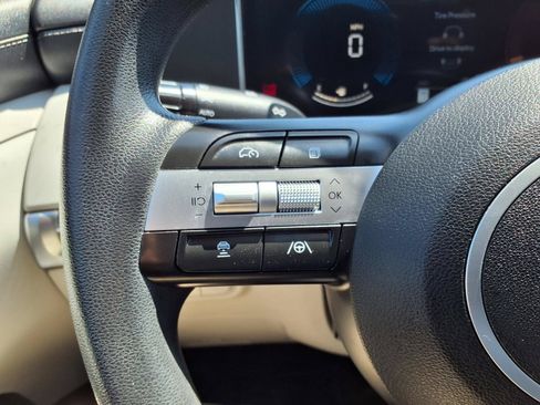 Used 2025 Hyundai Tucson SEL FWD image 16