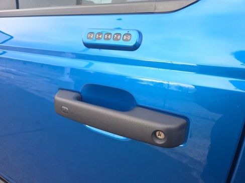 Used 2022 Ford Bronco Wildtrak image 18