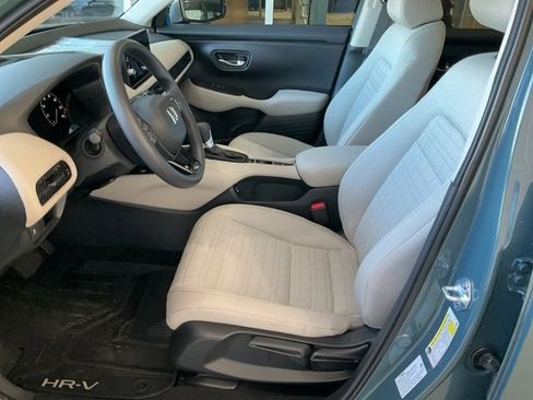 New 2026 Honda HR-V LX image 4