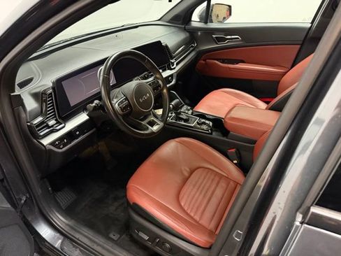 Used 2023 Kia Sportage SX image 16