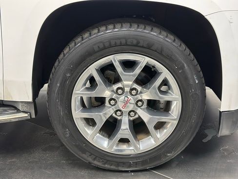 Used 2015 GMC Yukon SLE w/ Convenience Package image 28