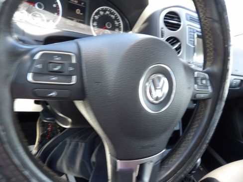 Used 2016 Volkswagen Tiguan S AWD/4WD image 12