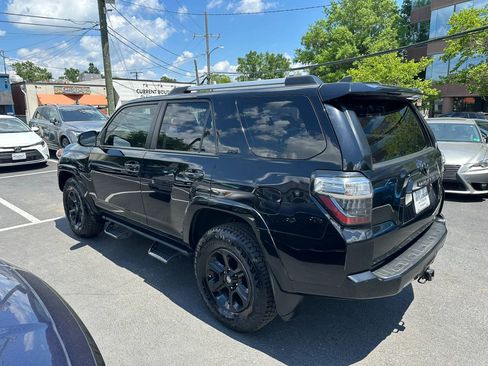 Used 2019 Toyota 4Runner SR5 Premium AWD/4WD image 8