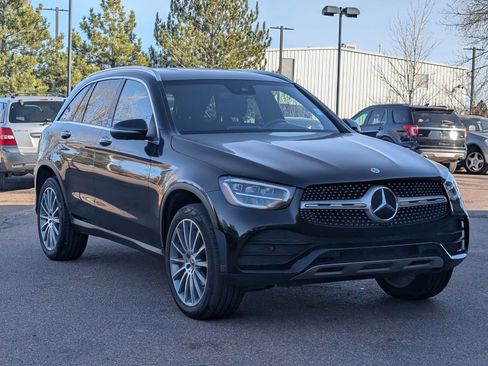 Used 2022 Mercedes-Benz GLC 300 4MATIC image 24