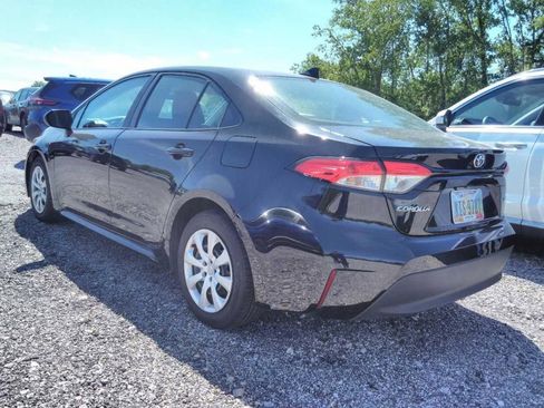 Used 2024 Toyota Corolla LE FWD image 3