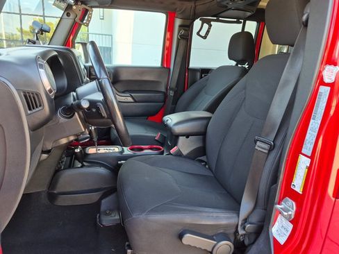 Used 2018 Jeep Wrangler Unlimited Sport S AWD/4WD image 15