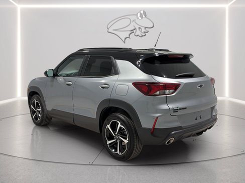 Used 2023 Chevrolet TrailBlazer RS w/ Convenience Package AWD/4WD image 3