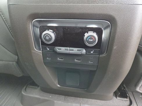 New 2026 GMC Yukon Elevation w/ Elevation Premium Package image 19